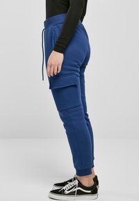 Urban Classics Cargobukse - spaceblue