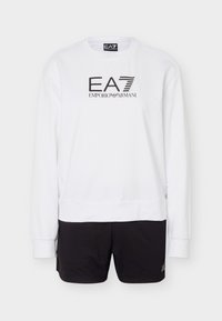 Επιλέχθηκε, white/black