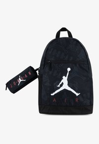 Unselected, black/gym red