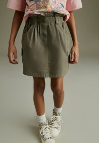 Next - CARGO  REGULAR FIT - Suknja A kroja - khaki green Minijatura 1