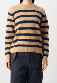 Mos Mosh Sweter