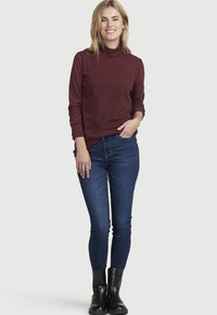 Cellbes of Sweden ROLL NECK - Langarmshirt - wine red