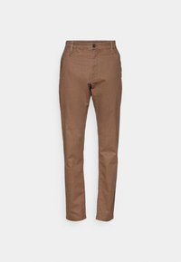 Bruna bomullsbukser med slim fit, framfickor och knappstängning. Tygets struktur är slät med minimala sömnadsdetaljer.