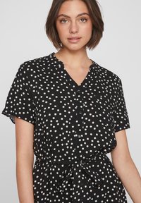 VILA KURZÄRMELIGES - Abito a camicia - black