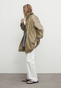 Massimo Dutti Parka - olive