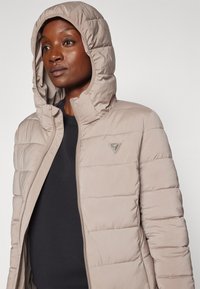 Guess NEW ALETA LONG PUFFER JACKET - Manteau d'hiver - weathered grey