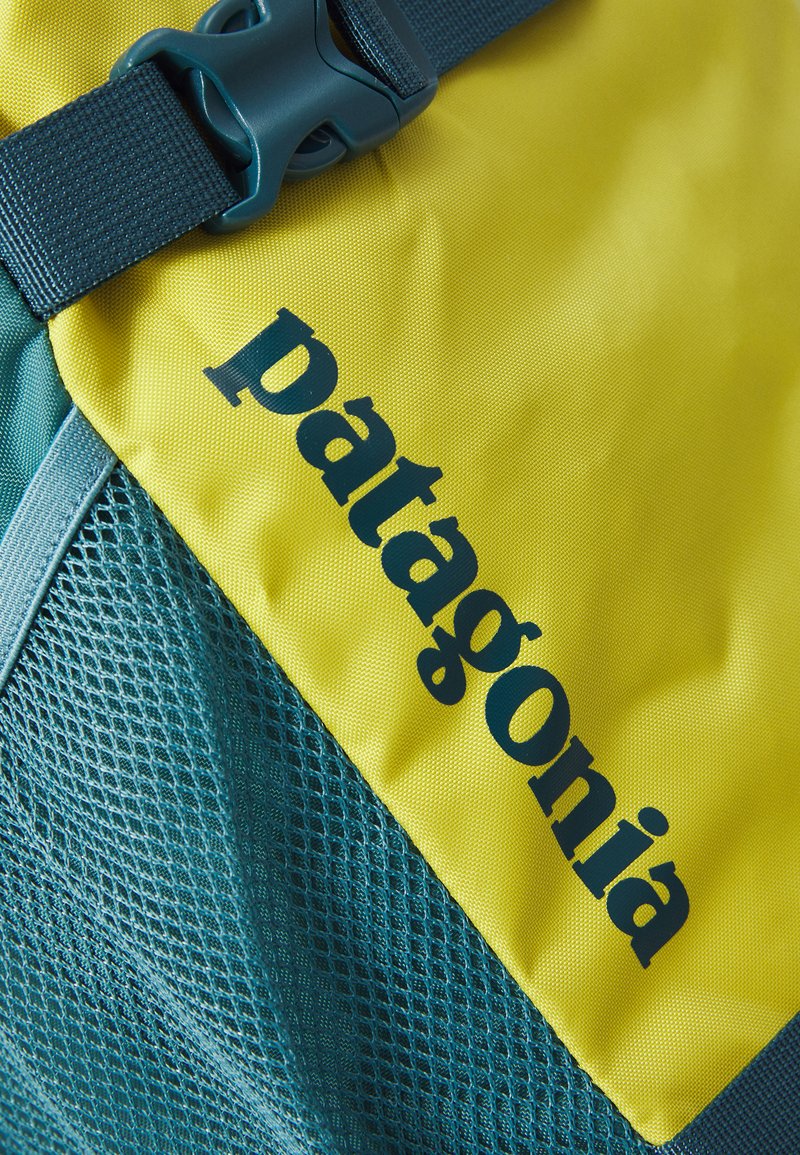 Patagonia REFUGITO DAY PACK UNISEX - Rucksack - wetland blue/dark green - Zalando.ie Patagonia REFUGITO DAY PACK UNISEX - Rucksack - wetland blue/dark green - Zalando.ie