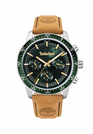 Orologio Timberland con quadrante verde, accenti dorati, funzionalità cronografo e cinturino in pelle marrone chiaro impresso con il logo.