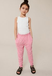 Next - REGULAR FIT - Pantaloni - pink floral print Imagine miniatură 1