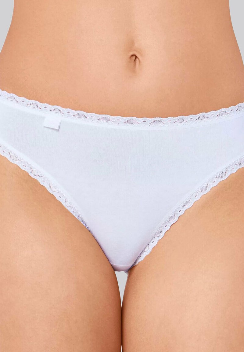 White cotton underwear with a lace trim along the waistband, featuring a classic cut and smooth texture. No visible branding or patterns.