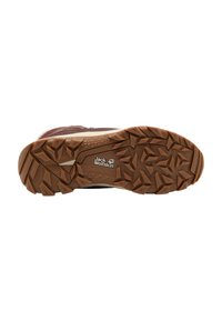 Suola di scarpa da trekking marrone con un motivo in gomma testurizzato, caratterizzato da tacchi profondi per una maggiore aderenza e un'impronta del logo al centro.