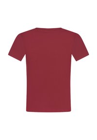 T-shirt rouge à manches courtes en tricot côtelé avec col rond vu de dos sur un fond blanc.