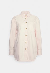 Camicia button-up rosa chiaro in cotone. Presenta un colletto, maniche lunghe, una tasca sul petto e bottoni in ottone sul davanti.