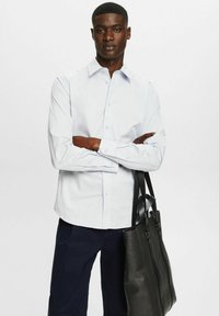 Esprit Chemise classique - light blue
