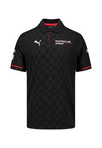 Czarna koszulka polo w kratkę, z czerwonymi akcentami i kołnierzykiem. Na froncie znajduje się białe logo "Porsche Motorsport" oraz logo Pumy.
