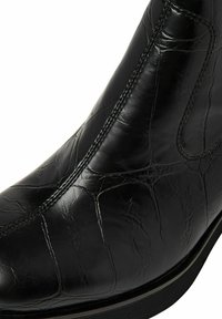 Tamaris Korolliset nilkkurit - black croco