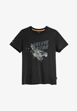 Czarny t-shirt z bawełny z graficznym nadrukiem rajdowego samochodu oraz napisem "Rallye Dakar" w kolorze szarym. Krótkie rękawy i okrągły dekolt.