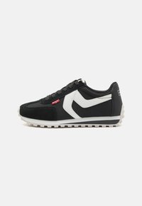 Levi's® STRYDER  - Zapatillas - regular black
