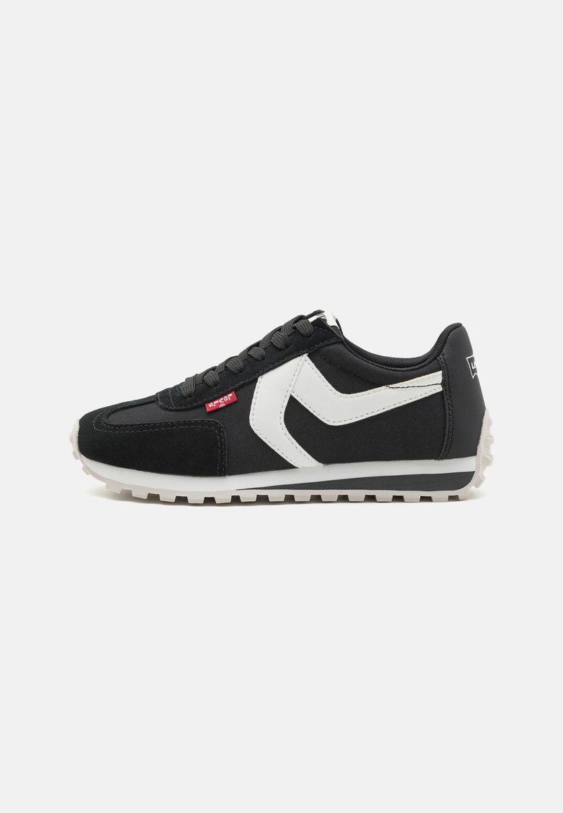 Levi's® STRYDER - Zapatillas - regular black