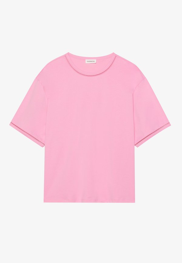 Basic T-shirt - rosebloom4
