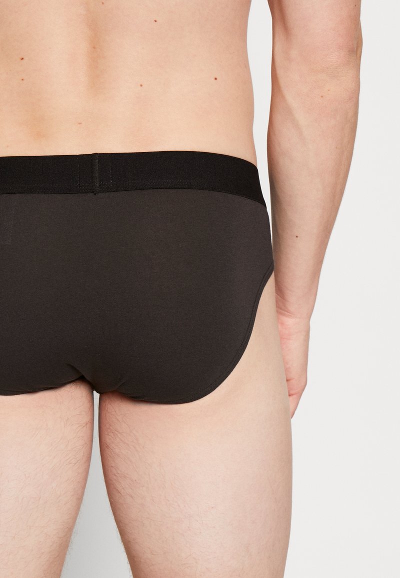 Court Homme 6 Pack Levi's Men's Solid Basic Brief Court Homme 6 Pack Levi's Men's Solid Basic Brief