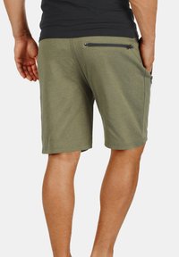 Solid SDTARAS - Shorts - green melange