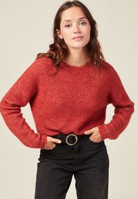 BONOBO Jeans MIT LANGEN ÄRMELN CROPPED - Strickpullover - rouge foncé