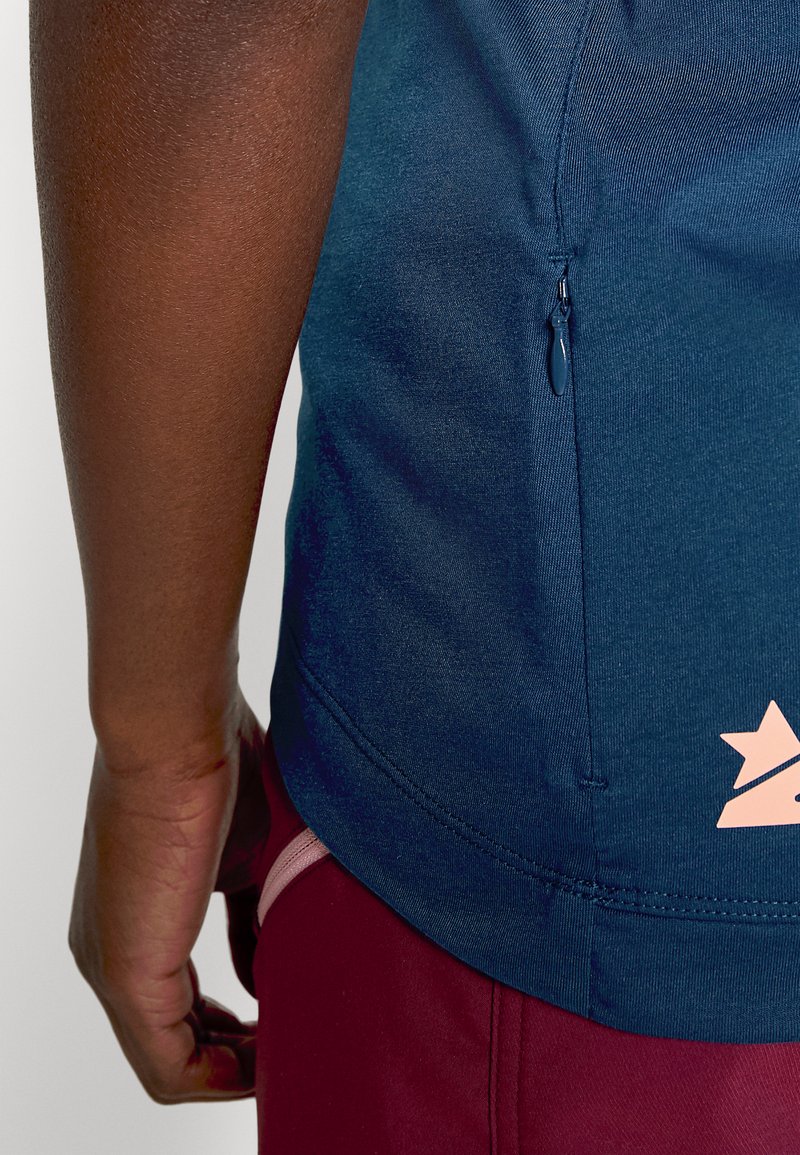 Damen Sportbekleidung | Zimtstern PUREFLOWZ TANK Sport T-shirt french navy/windsor wine/dunkelblau - PR80512 Damen Sportbekleidung | Zimtstern PUREFLOWZ TANK Sport T-shirt french navy/windsor wine/dunkelblau - PR80512