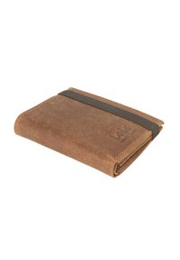 Cartera de cuero marrón con un acabado texturizado, que cuenta con un cierre de banda elástica gris y un logo en relieve en el frente. Forma compacta y rectangular.