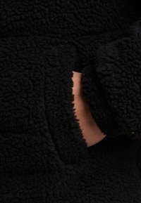 Urban Classics Vinterjakke - black