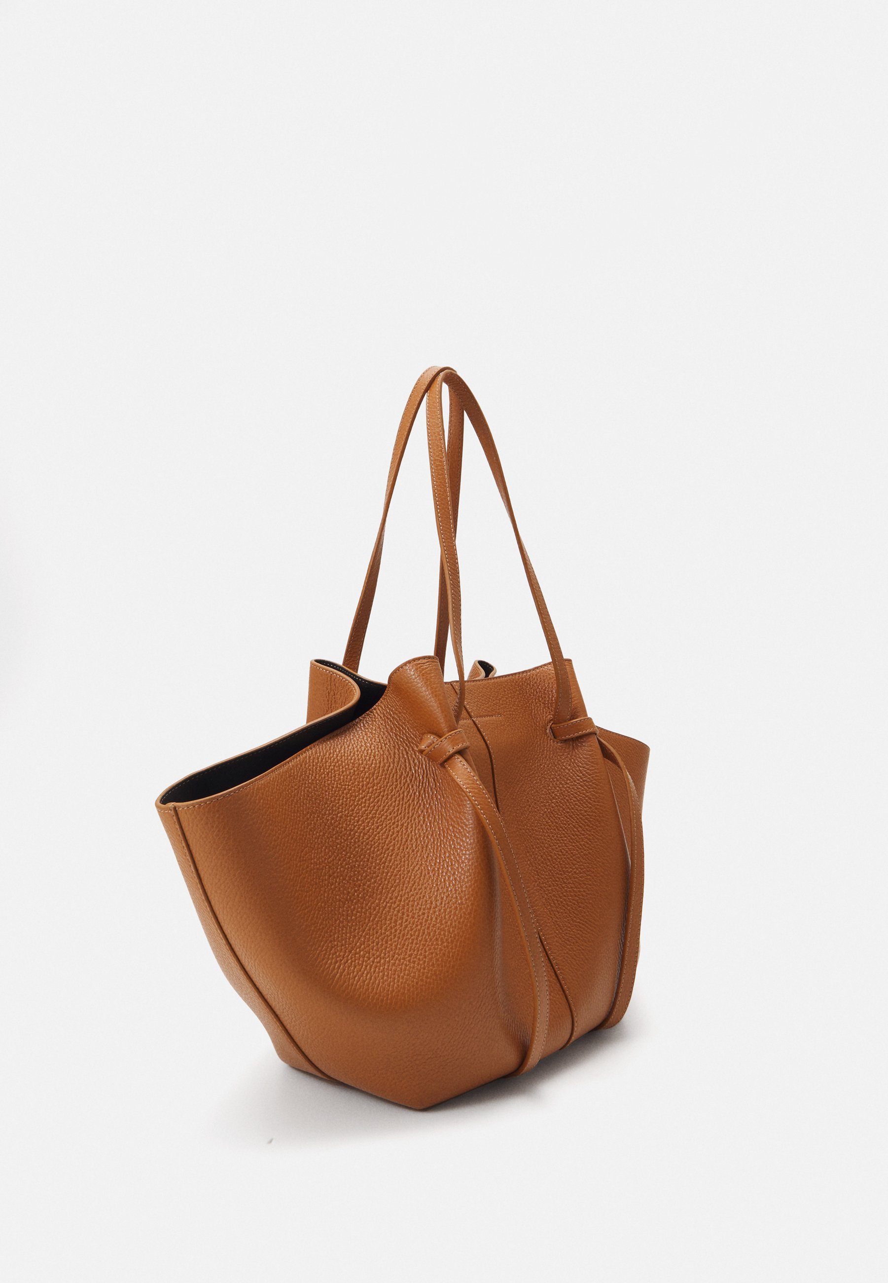 【美品】chiiiibag Mulch Circle Bag camel 2026年最新】Ch!iii BAG ポーチの人気アイテム - メルカリ