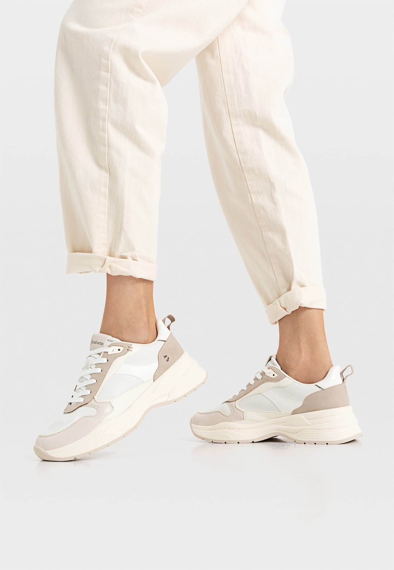 Stradivarius MIT DETAILS - Sneakers basse - off-white/avorio - Zalando.it