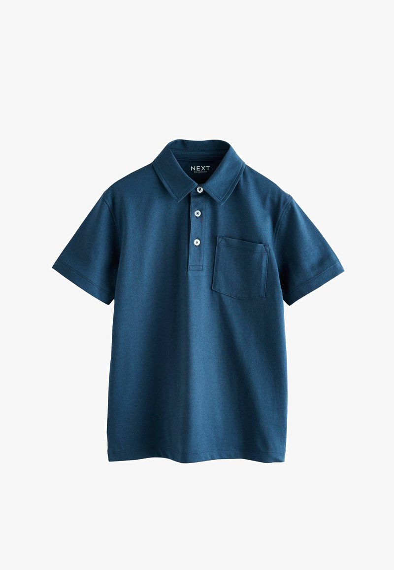 Polo blu navy realizzata in tessuto morbido, con colletto, patta con tre bottoni e taschino sul petto. Tessuto liscio con maniche corte.