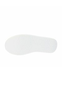 Suela de sneaker blanca con patrón texturizado, punta redondeada, ligera curva en el talón y borde exterior liso. Diseño simple, con un mínimo de detalles.