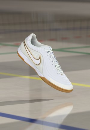 TIEMPO REACTGATO IC - Scarpe da calcio indoor - white/metallic gold-coloured