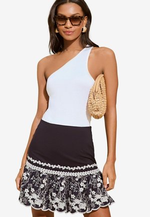 FRILL REGULAR FIT - A-lijn rok - off white