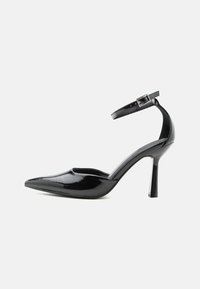 Επιλέχθηκε, black