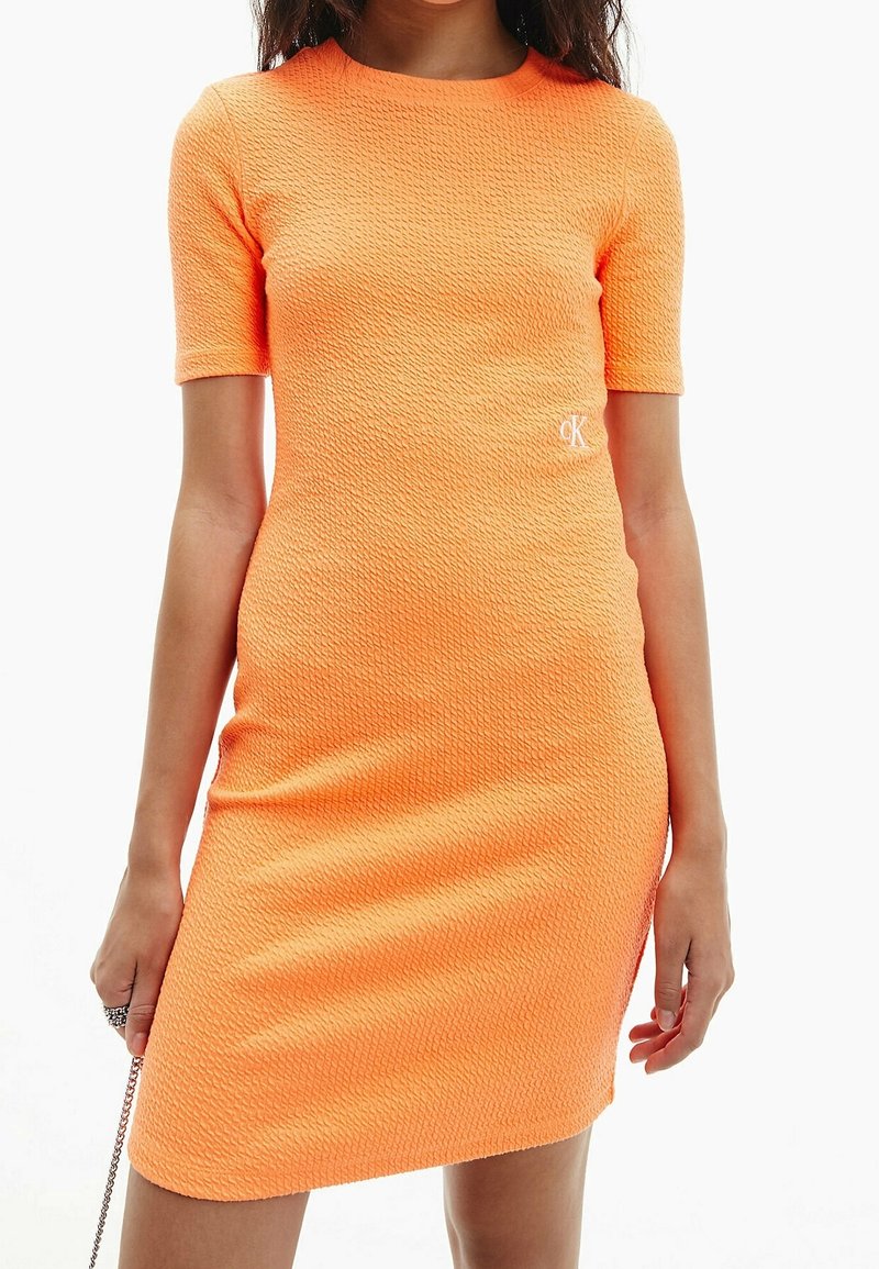 Calvin Klein Jeans Robe fourreau - orange