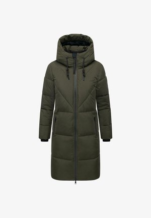 Cappotto imbottito lungo, con cappuccio, di colore verde oliva, con design trapuntato, zip frontale e due tasche laterali con zip. Presenta polsini elasticizzati e cordini.