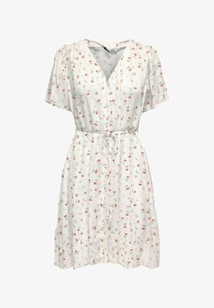 Robe blanche longueur genoux avec imprimé floral rouge et vert, manches courtes, col en V, boutonnage devant et ceinture à nouer à la taille.