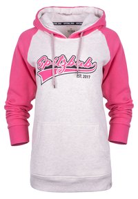 Hoodie met een lichtgrijze body en roze raglanmouwen, een voorvak en een grafische opdruk "Spitzbub EST. 2017" in zwart en roze.