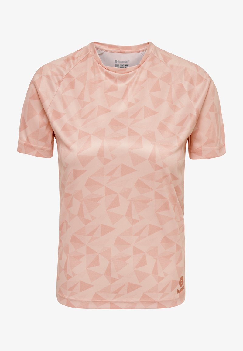 Chemise rose clair à manches courtes en tissu lisse, présentant un motif géométrique et un logo subtil sur le bas de l'avant.
