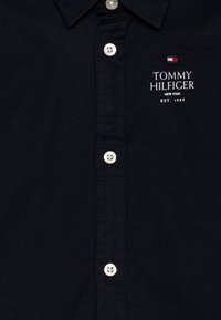 Tommy Hilfiger LOGO  - Marškiniai - desert sky
