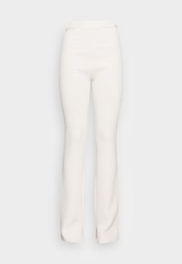 Selecionado, white dusty light