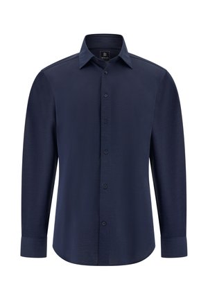 Camicia a maniche lunghe blu navy con colletto a polo, bottoni frontali e tessuto liscio. Presenta una vestibilità su misura con spalle strutturate.