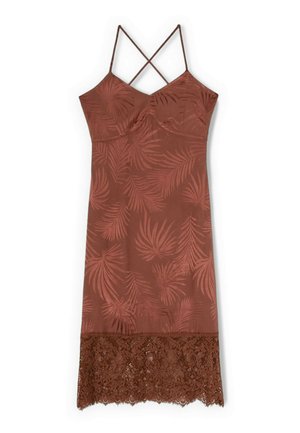 Roodbruine slipjurk met palmbladmotief, gekruiste spaghettibandjes en kantafwerking aan de zoom.