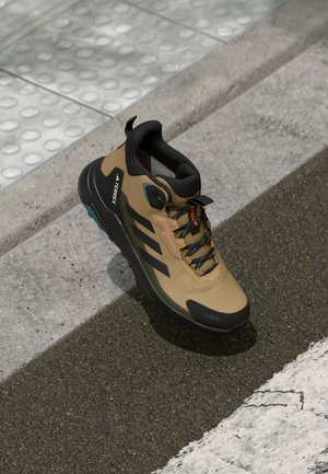 ANYLANDER MID - Hiking shoes - cardboard/core black/shadow olive