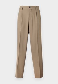 Unselected, medium brown