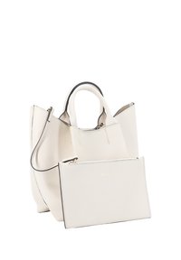 Borsa tote bianca in pelle con due manici corti e una pochette rimovibile. Presenta una superficie texturizzata e bordi neri a contrasto.