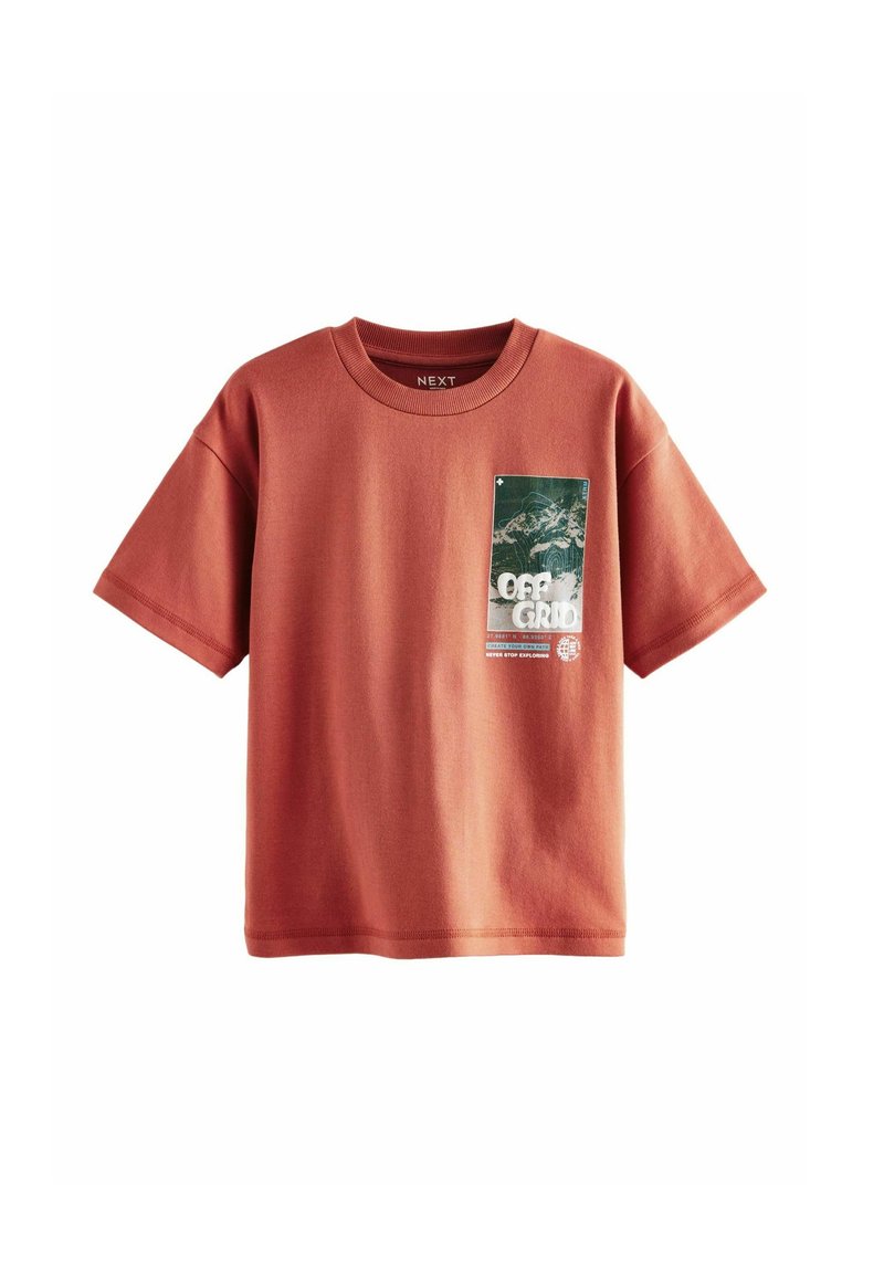 Next RELAXED FIT SHORT SLEEVE GRAPHIC STANDARD - T-shirt print - rust red back print